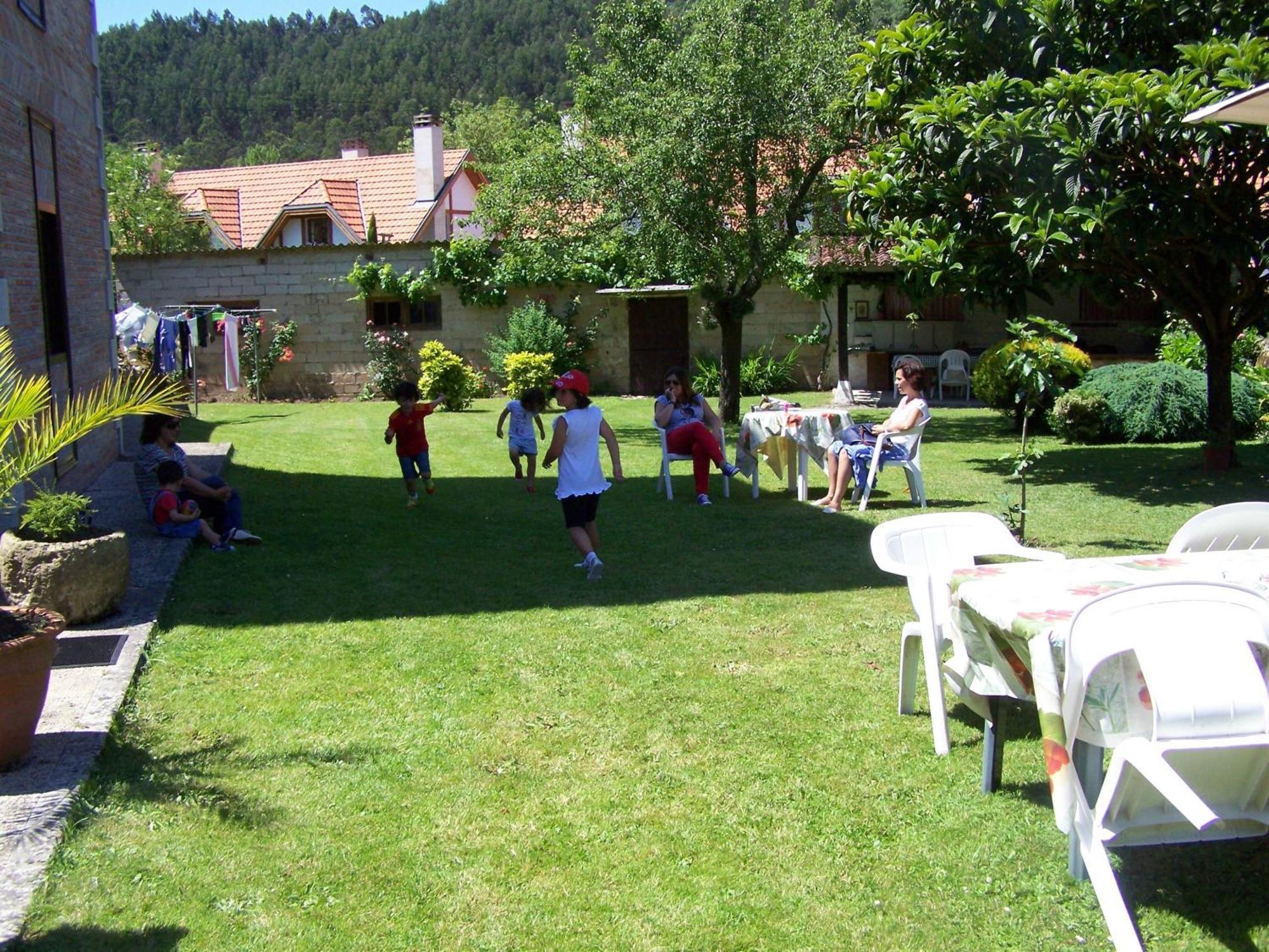 Posada De Muno Muñorrodero Exteriér fotografie